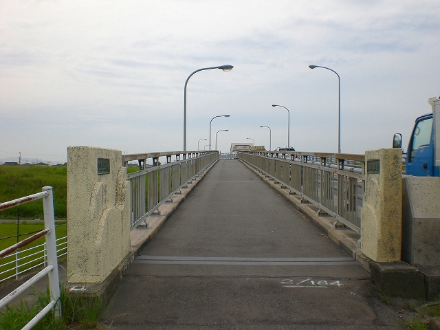 久保田橋側道橋