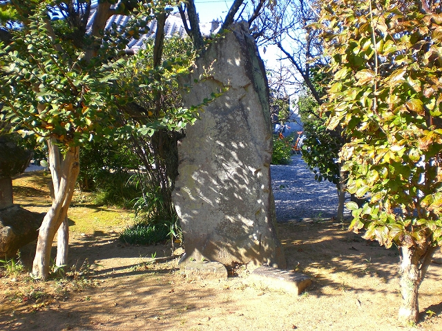 長徳寺の芭蕉塚