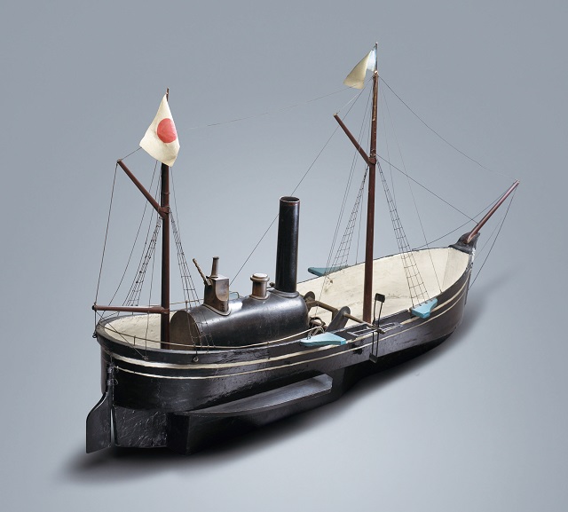 蒸気船雛形（外輪船）一隻